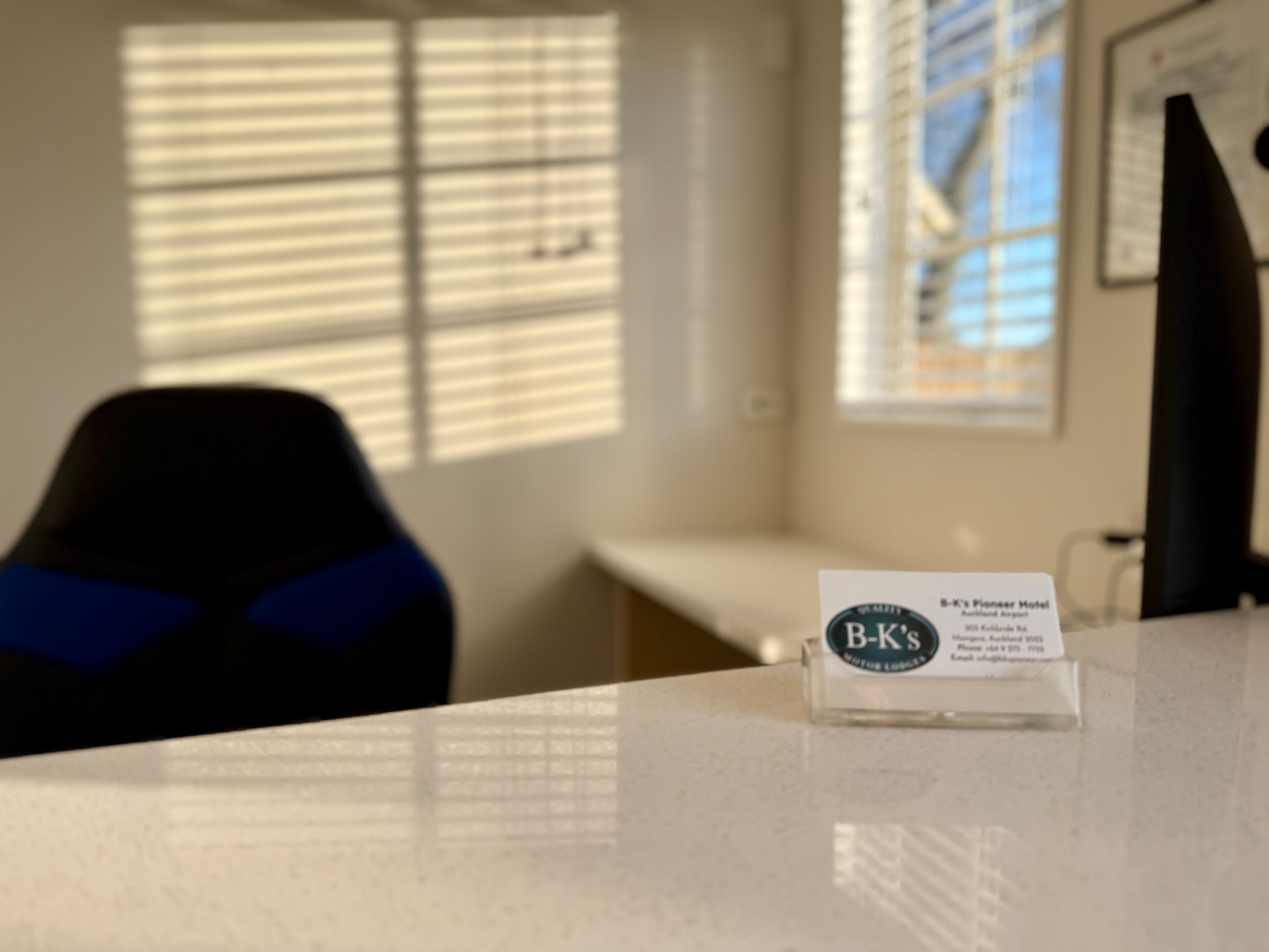 Reception counter with card